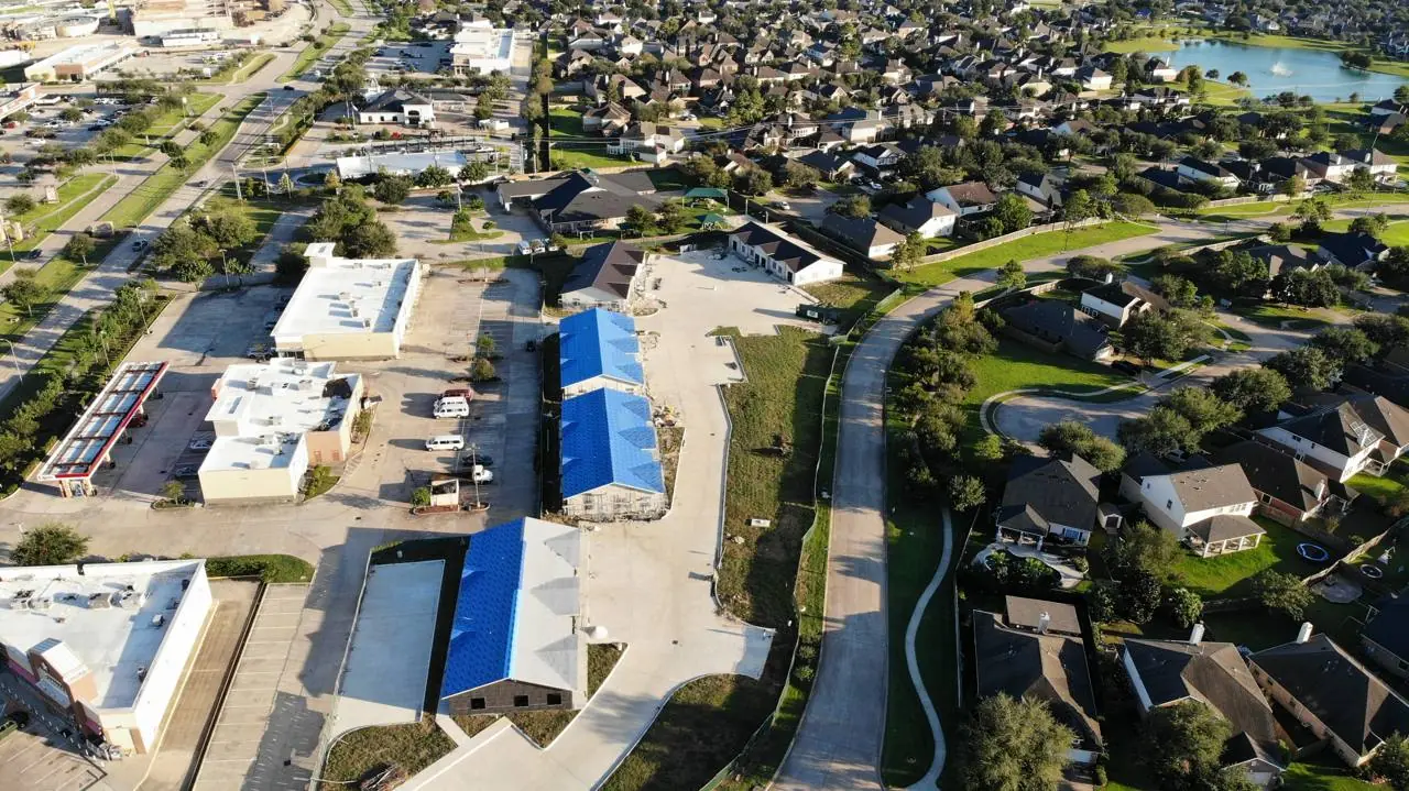 Pearland Office Plaza multi-tenant commercial development